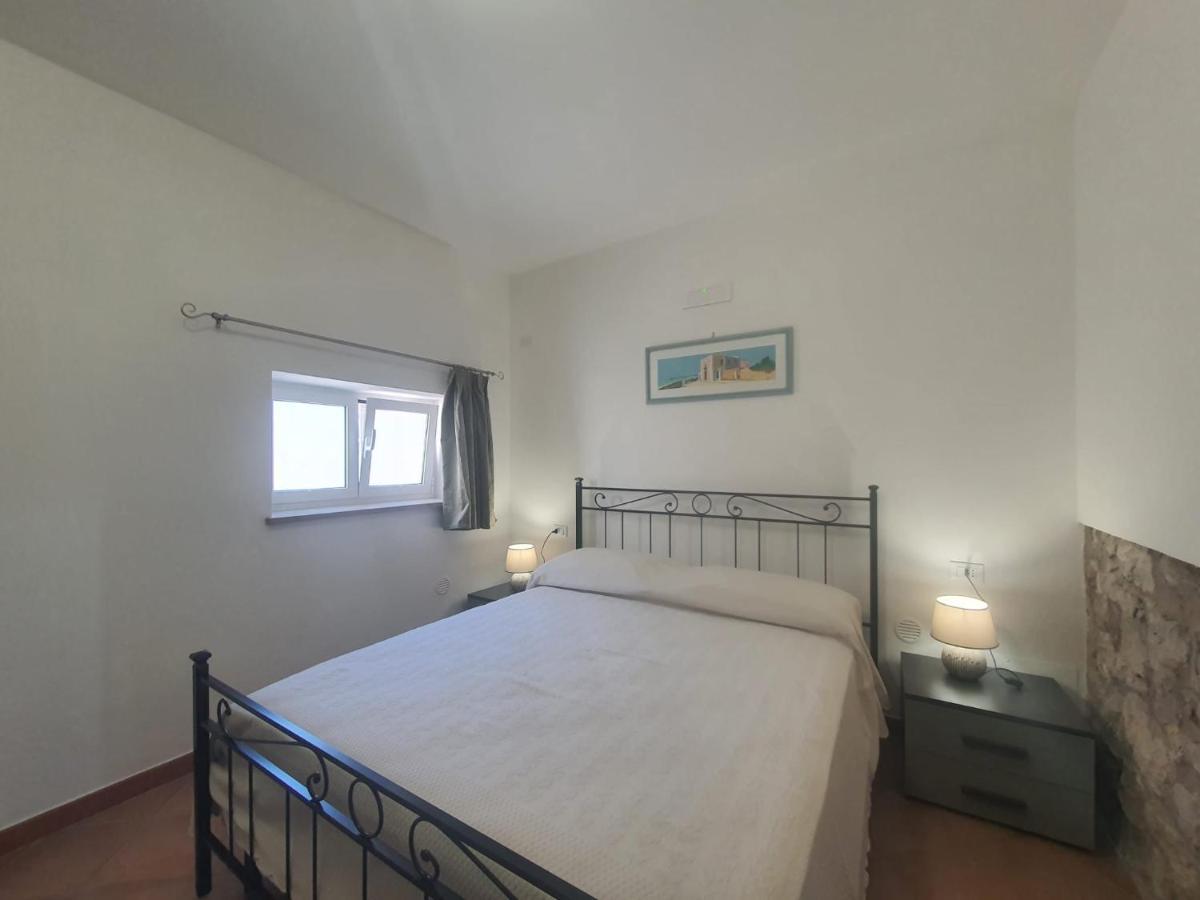 Casa Pepe - Fondi Vertice Rooms Eksteriør billede